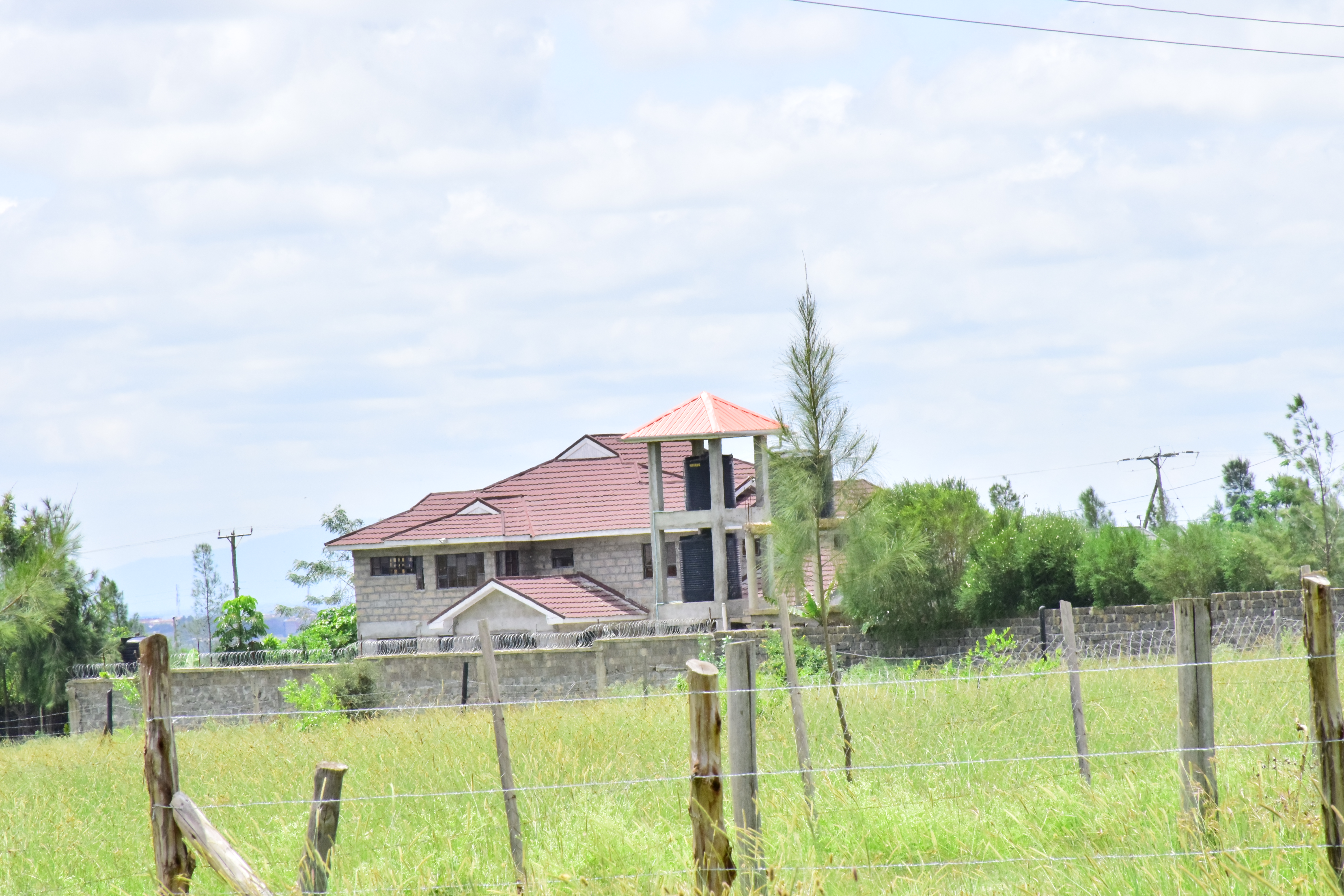Acacia Kitengela from 1.2km from Namanga rd.